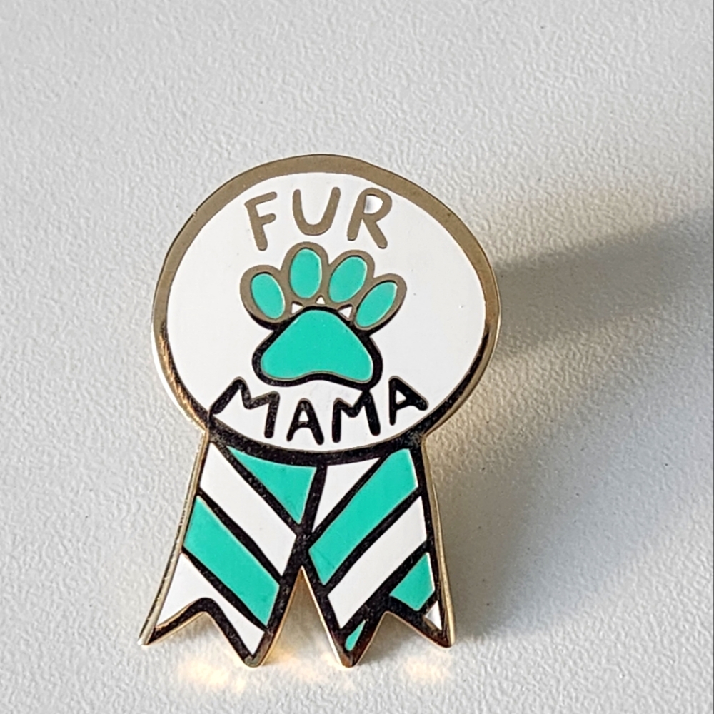 Jubly umph Fur Mama Pin